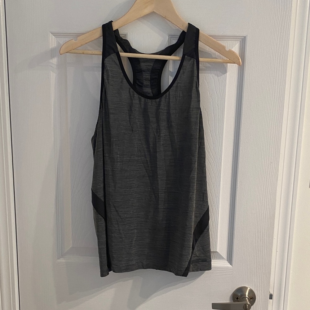 Decathlon Gray Sleeveless Women's Running Workout Top size Large